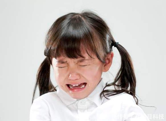 父母|孩子以后会不会孝顺,不用等到长大后,小的时候有4个特征很明显