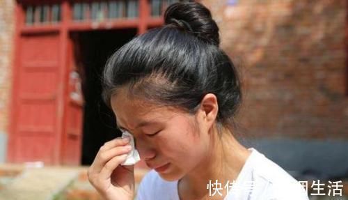 监控|5岁儿子独睡一张大床,却跟妈妈说“挤”,宝妈看到监控流下眼泪