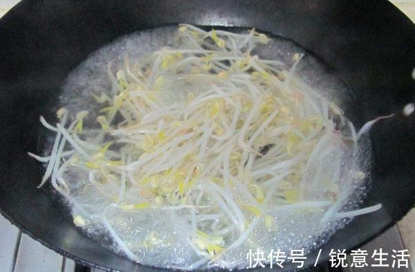 口臭|肥胖最怕这菜,每晚就吃它,口臭宿便都不再,水桶腰慢慢变水蛇腰