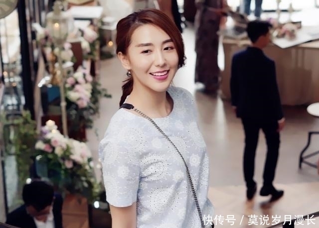 女神|马来西亚华裔女神 轻松四招 去除腰长腿短的搭配烦恼