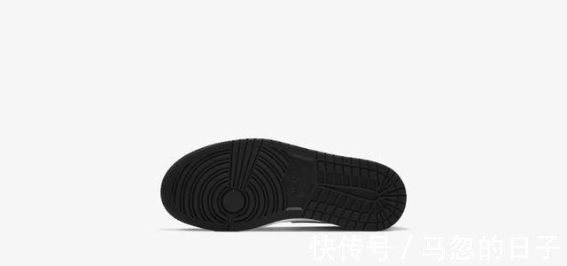 头们 均价2K!近期颜值最高的AJ1!大巴黎+黑银明日登场!