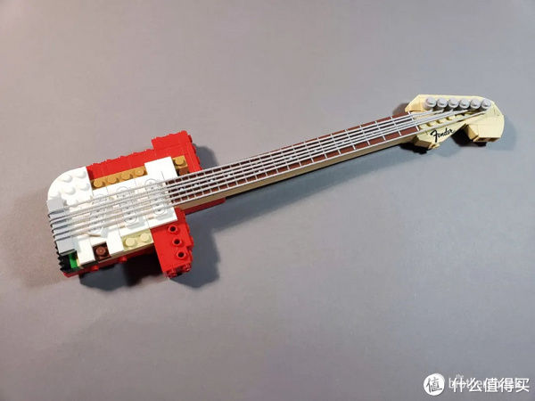 开箱|乐高Ideas套装21329 Fender Stratocaster开箱评测