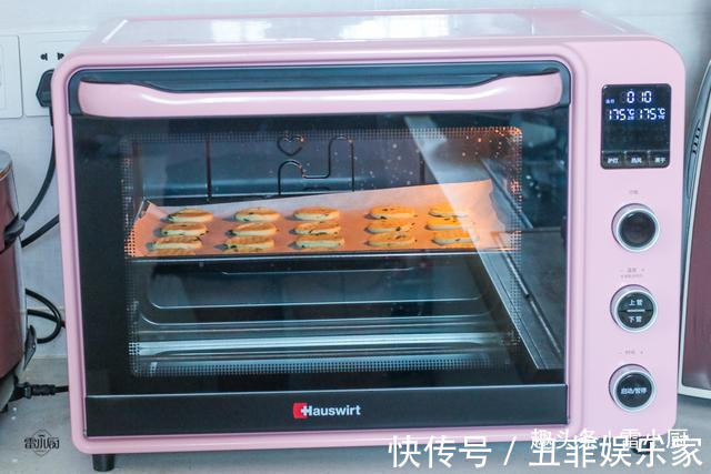 不用黄油，也不加糖，教你做葱香小饼干，口口香又酥