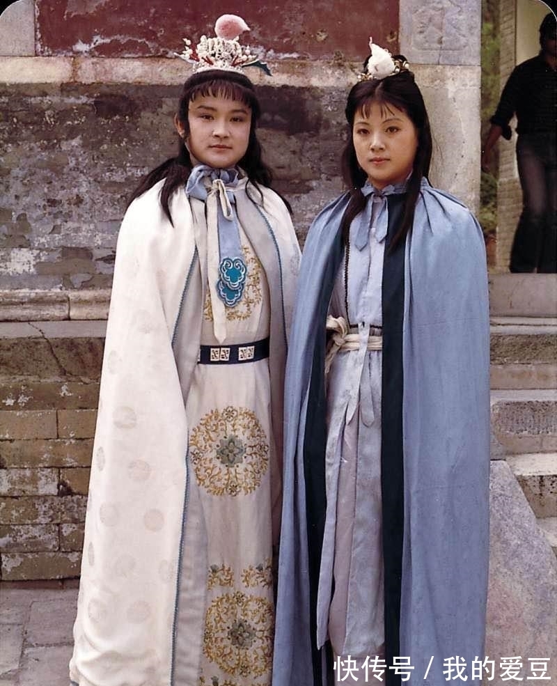 宝玉!红楼梦:顽童闹学堂一回里,写满了人情世故