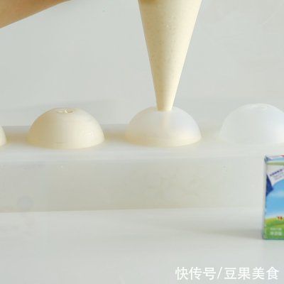 冰淇淋|你做的桃气奶酪冰淇淋,和饭店大厨相比,只差这一步