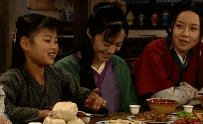 “月入两三千,能买两千多的表吗?”自钱自花,没那么伟大