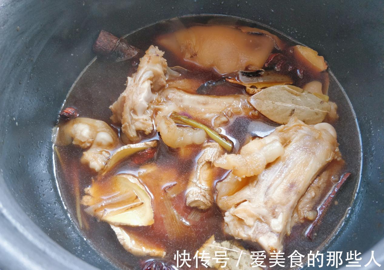 八角|红糖姜猪脚,味道浓郁鲜美,美容养颜,女人要常吃