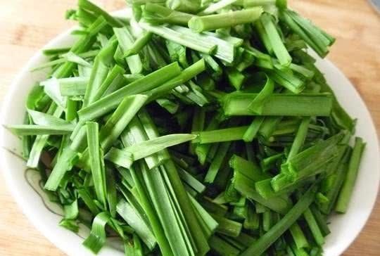  土豆加此物一起吃，下饭又美味，排出体内垃圾，清肠瘦身又细腰