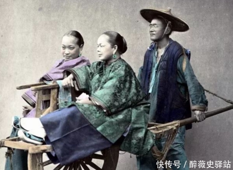 被绑|晚清罕见彩色老照片:犯人被绑在一起,贵妇体验特色交通工具