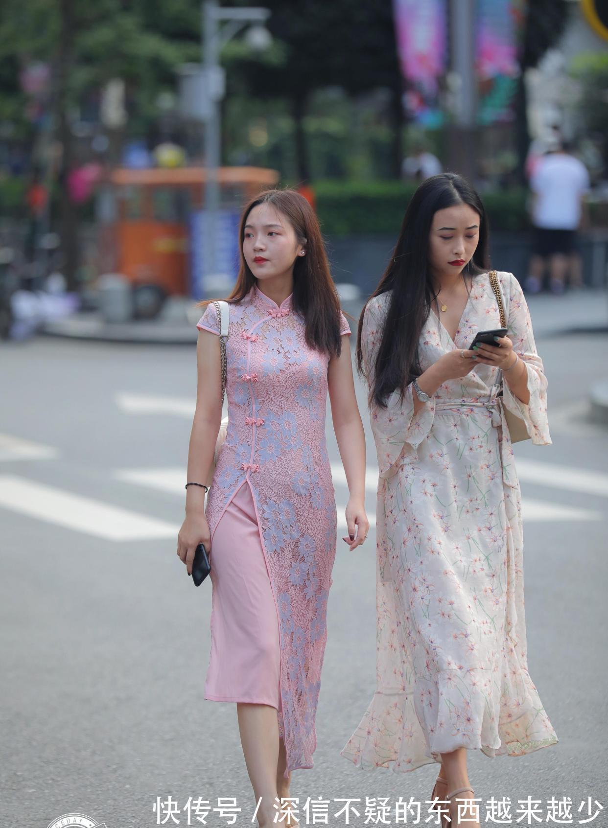 搭配|高腰设计的连衣裙穿上后很显瘦，营造完美气质，简约保暖