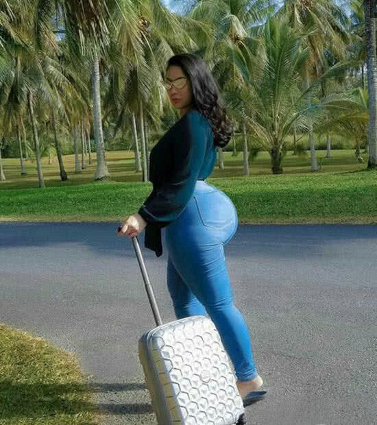 体重|微胖界的翘楚,目测超过150斤,这样的身材也能当模特?