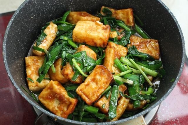 比肉菜还受欢迎的素炒，富含蛋白质营养十足，白米饭都要多盛一碗