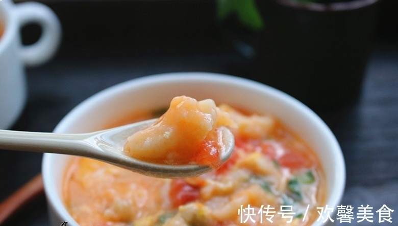 面疙瘩|此款早餐很简单,好吃易消化,不需揉面,拌一拌,煮一煮就搞定