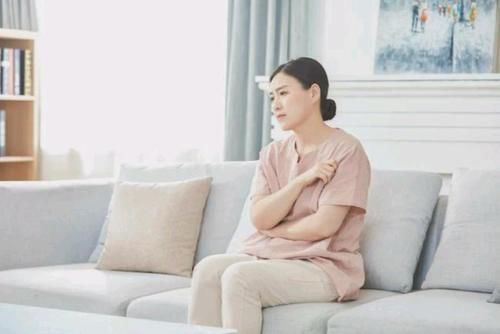 女性|十女九炎？建议：日常多吃3种“味重”的食物，有益于女性健康