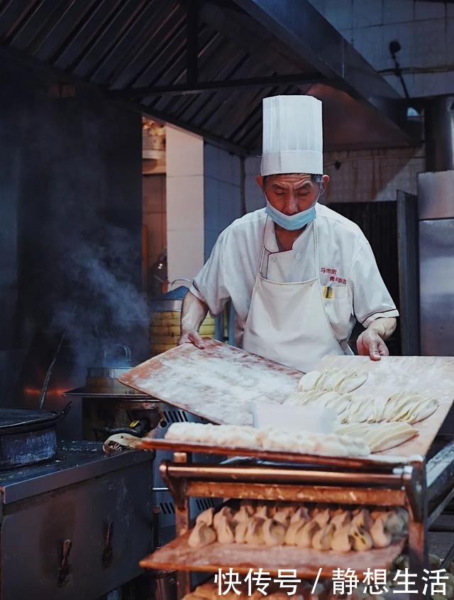  马市街饣它汤，还值得排队吗