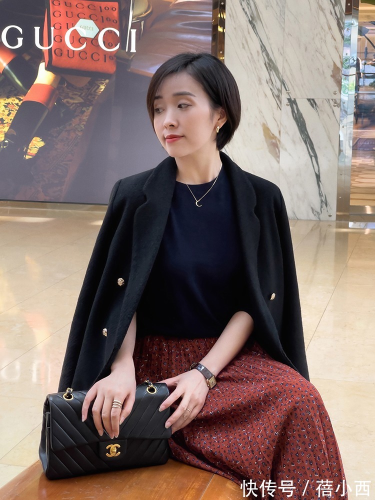 搭配 这才是30、40岁普通人的穿衣典范,自信优雅,基础款穿出高级感