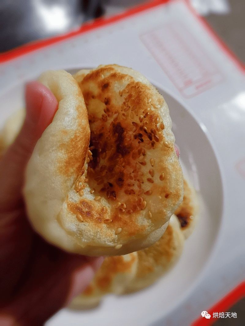 变硬|超喧软的馅饼,冷了也不会变硬,全程不用揉面