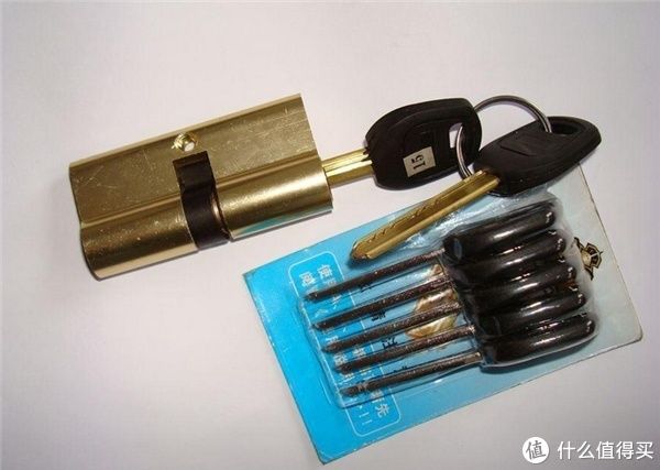 二手房|买二手房遇豪气房东,家电家具全送,有哪些东西我必须换掉的?