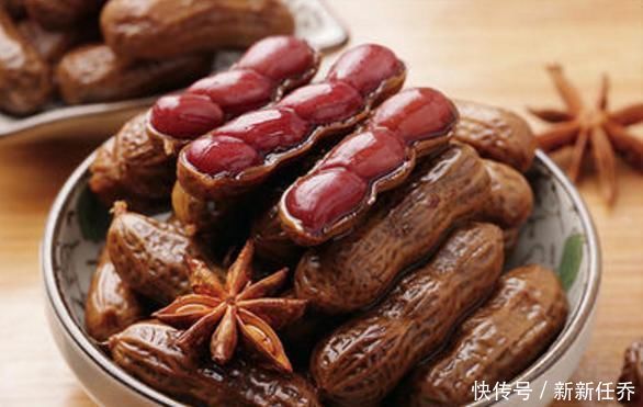 忠告煮花生别再放此物,吃了就是没病找病,为健康了解下