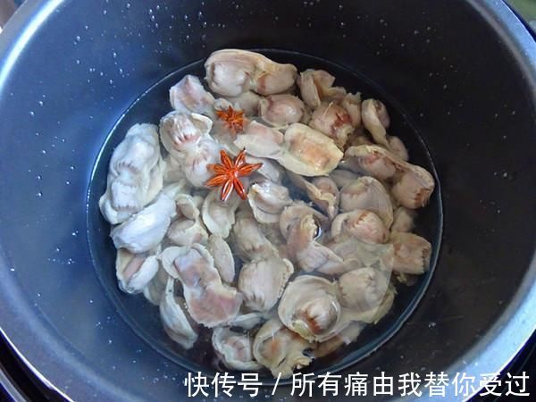 杭椒|鸡身上“最值钱”的部位,卖鸡的都留着自己吃,识货的都抢着买