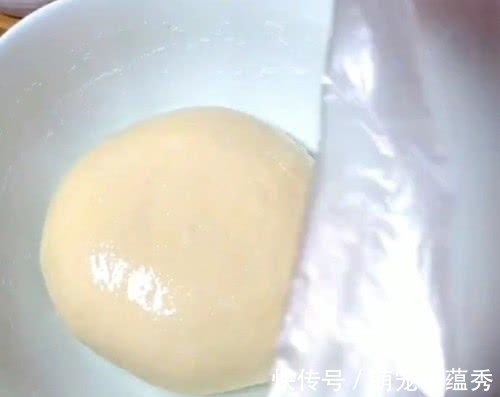 全家|自从学会做这饼,连吃1周还不够,全家人都喜欢,一袋面3天见底了!