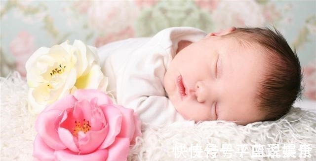 说句心里话|宝宝睡姿暗示身体状况,若是这几种睡姿,父母要注意了
