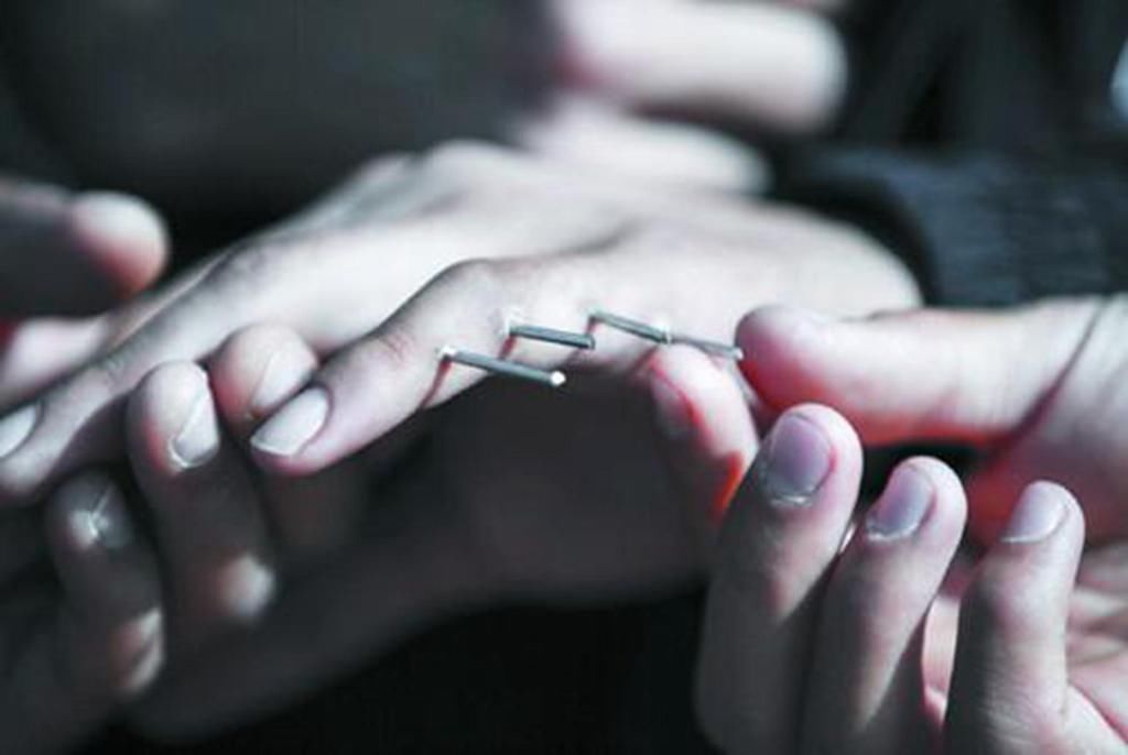 受伤|母亲“生产痛”高达十二级,孩子的“忍痛超能力”竟也超乎想象