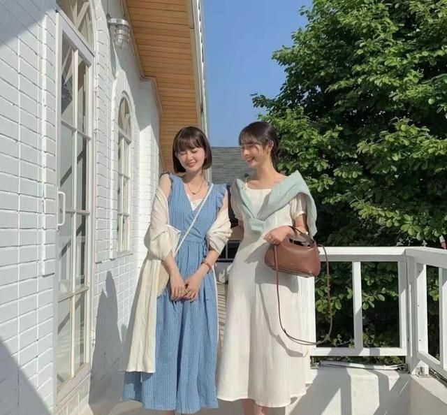 小裁 初秋用韩系风格来表达温柔气质!这3种搭配示范,时髦又知性优雅