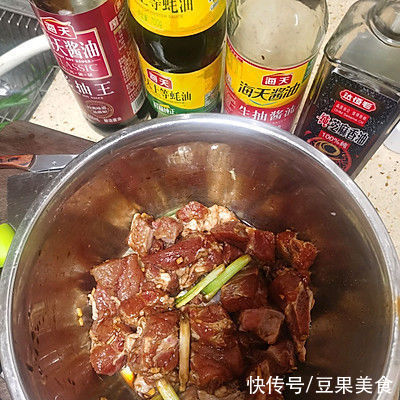 没有什么是糯米排骨解决不了的，如果有那就两份