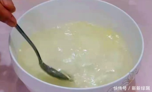 原来板栗壳难剥是用错水，学会这个方法，去皮干净不伤手