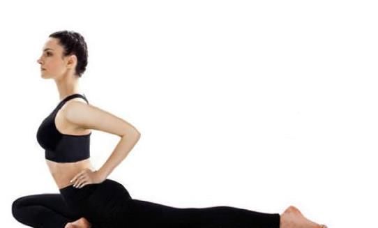 体式|瑜伽鸽王式,奈何操练更轻易做到,展示你的后弯才气?