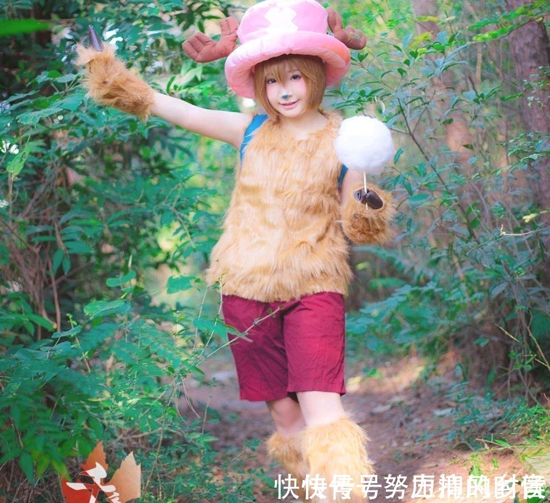 罗宾|扮演海贼王角色,乔巴可爱,索隆无语,罗宾好像有点小了