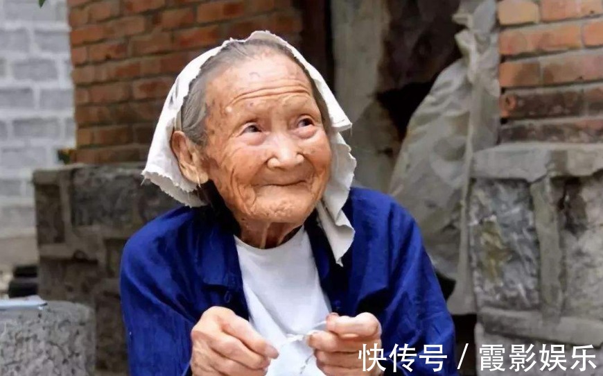秦始王|90岁高龄老人长寿心得远离2种食物，多做1事，长寿更健康