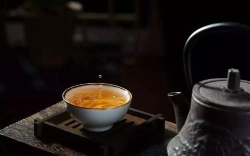 肝脏有问题的人，尽量别吃以下这3种食物，为了健康的身体，加油