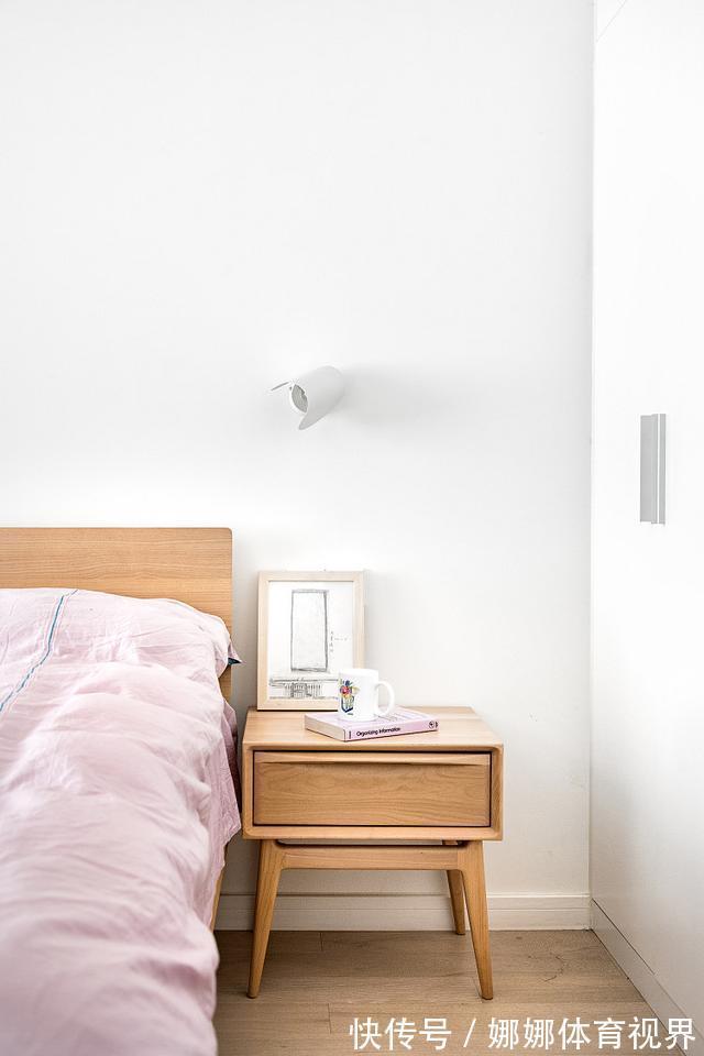 柜子|不走寻常路,把沙发墙加厚,全屋装满柜子,90㎡住着比大宅舒坦