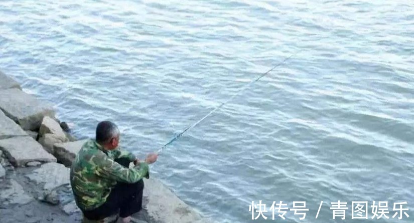 牛b鲫|最靠谱的冬季打窝技巧,以及实用窝料自制方法,屡试不爽