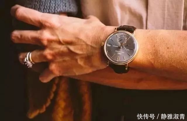 仪表不凡说表男士佩戴手表的搭配技巧，众所周知却都不了解的常识