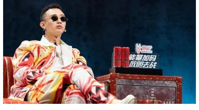 山鸡哥|敢对陈小春说狠话“我绝对不会让我兄弟吃亏”，这该有多飘