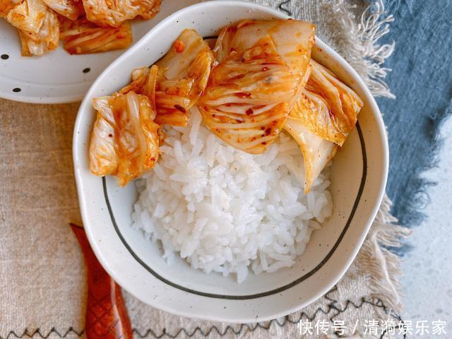 速成版腌白菜,低成本1小时就能上桌,酸辣爽口,比辣白菜还好吃