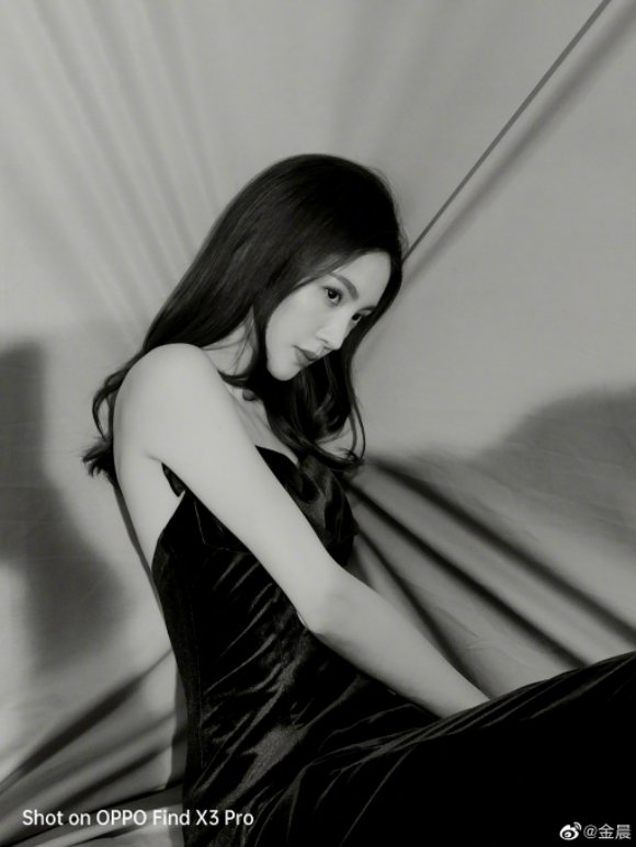 自降咖位跪舔流量鲜肉？又一奢侈品牌跌落神坛？