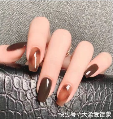 秋冬美甲大全!豹纹款精致有情调,红色过年涂正应景!