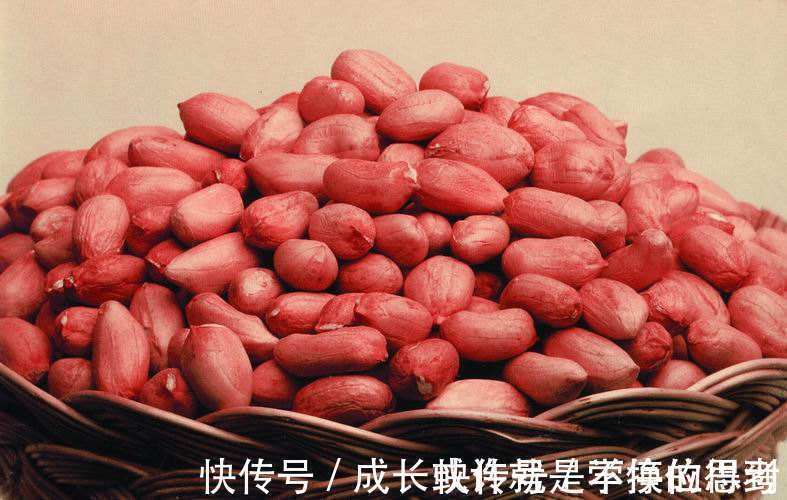 补气养血|早起空着肚子吃几颗花生,不出两周,3个好处可能会悄悄出现