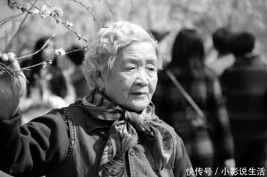 四种食物会加速大脑衰老!做好这四件事,让你的大脑更年轻