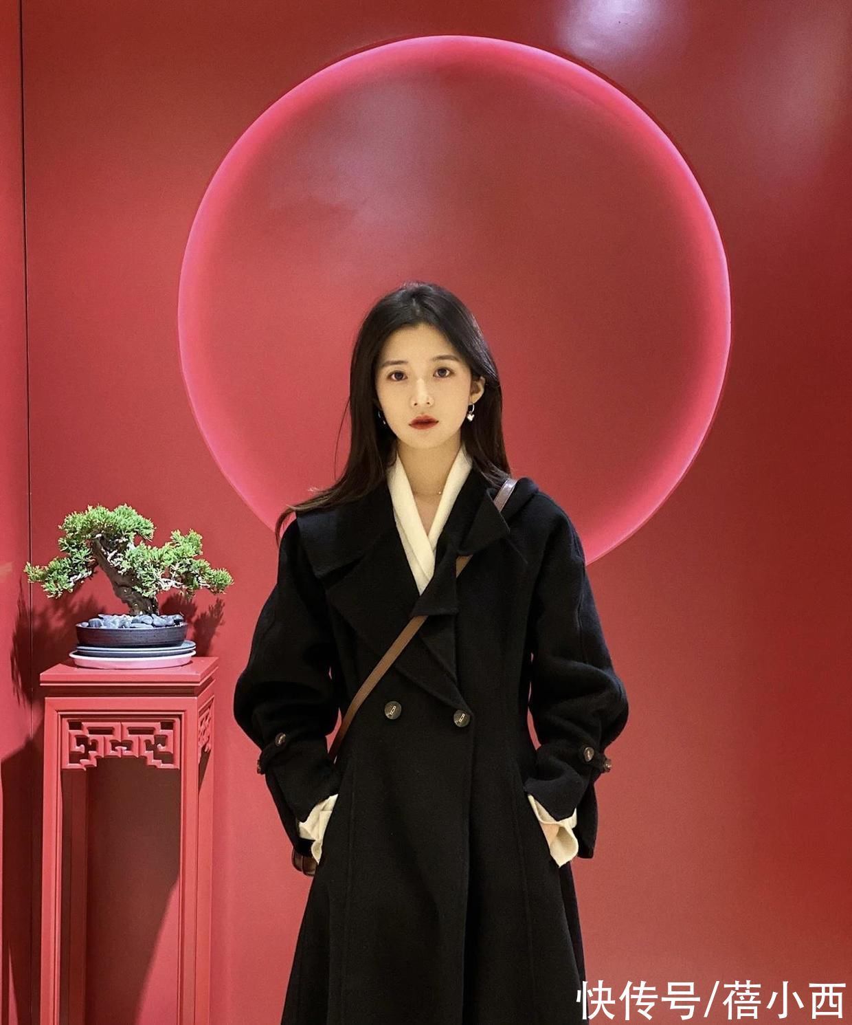 搭配 穿大衣如何兼顾高级感与时髦感?这些搭配思路要知道,太管用了