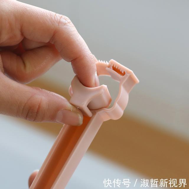塑胶|去嫂子家才知晓厨房从不摆瓶瓶罐罐，学学人家，干净整洁不占地