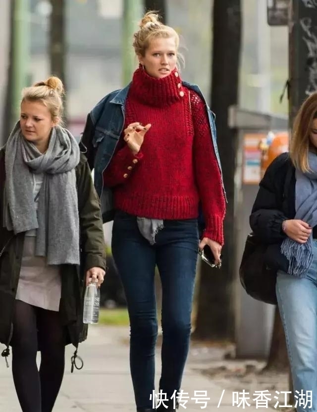 今年最火高领毛衣+大衣，才是秋冬绝配！