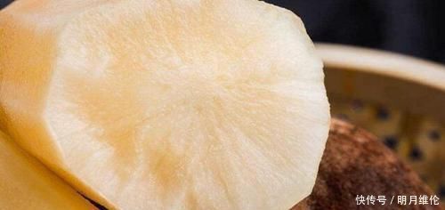 雪莲果功效众多,能有效预防便秘,唯独不要和两类食物一起吃