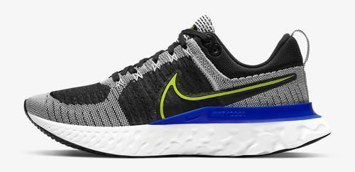 epic 出道即巅峰,这双耐克跑鞋有颜值有性能,但我劝你再等等!