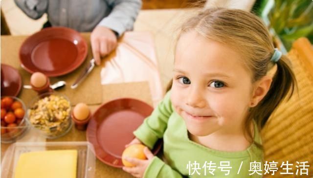 性激素|这些因素决定孩子的生长发育,家长对照看看,你家孩子缺什么