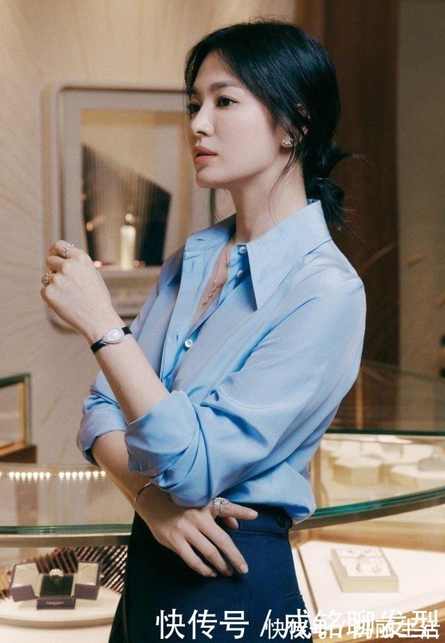 蓝色 今夏流行穿“蓝色”衬衫,清新时尚减龄还显瘦,就连明星都上头